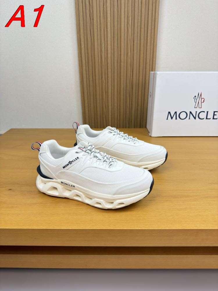 2026入荷しました【Moncler】スニーカーメッシュ×レザー 山峰ロゴ 赤白青三色装饰 ホワイト ストリート