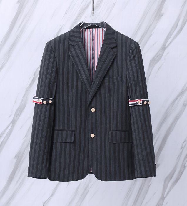 2025春先THOM BROWNE トムブラウンスーツジャケットスマート