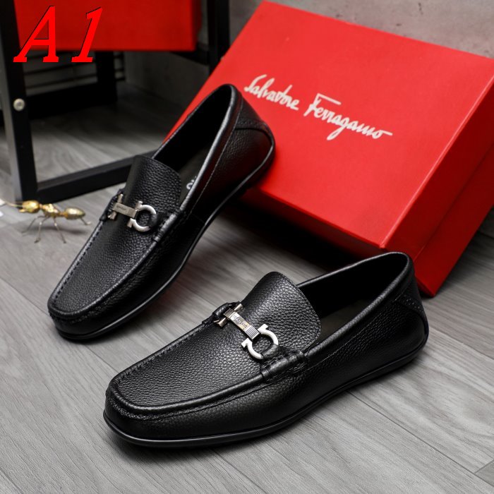 FERRAGAMO スニーカー通学女子に人気!軽やかピンクシューズ