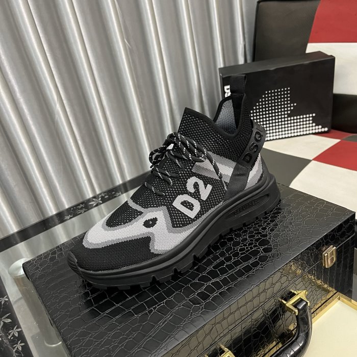 DSQUARED2 スニーカー【コスパ最高】ワイド版で足楽々◎長時間履きに最適