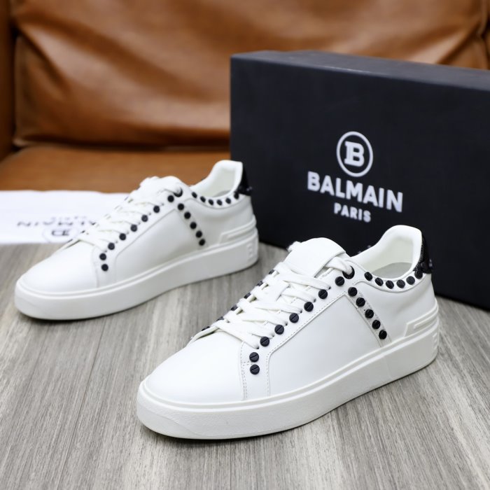 BALMAIN スニーカー【即納OK】コンパクト収納!通学用軽量シューズ
