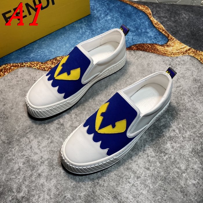 FENDI スニーカーユニセックスで共有！カップルコーデに最適