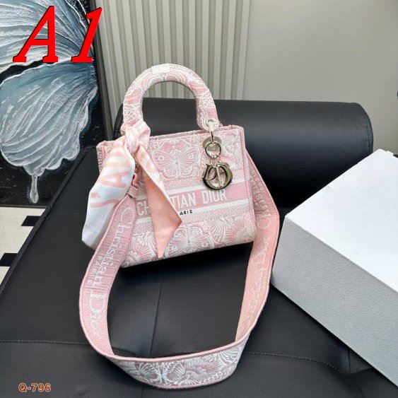 2025 気品がある ショルダーバッグ/ハンドバッグ DIOR ディオール 24CM