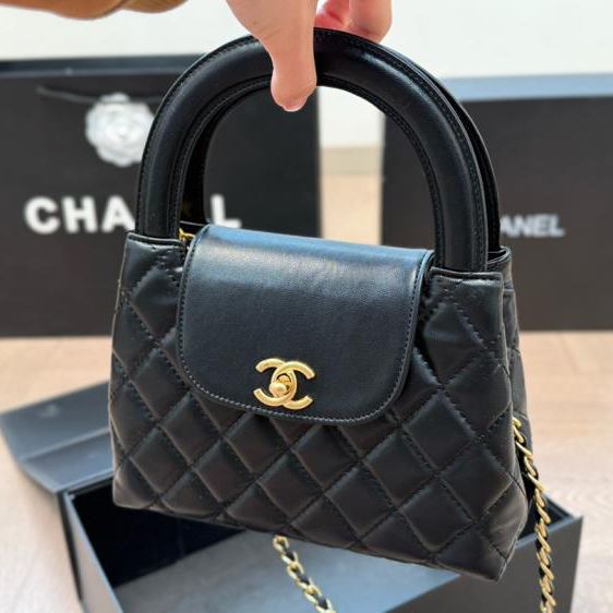 2025 耐久性がある ショルダーバッグ/ハンドバッグ CHANEL シャネル 21CM