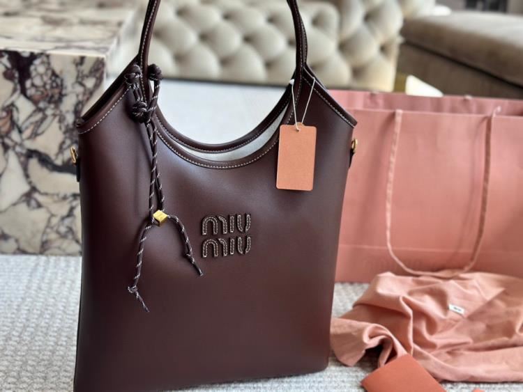 2025 上質 トートバッグ MCM エムシーエム 35CM