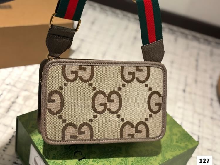 2025 ビンテージ風 カメラバッグ GUCCI グッチ 23CM