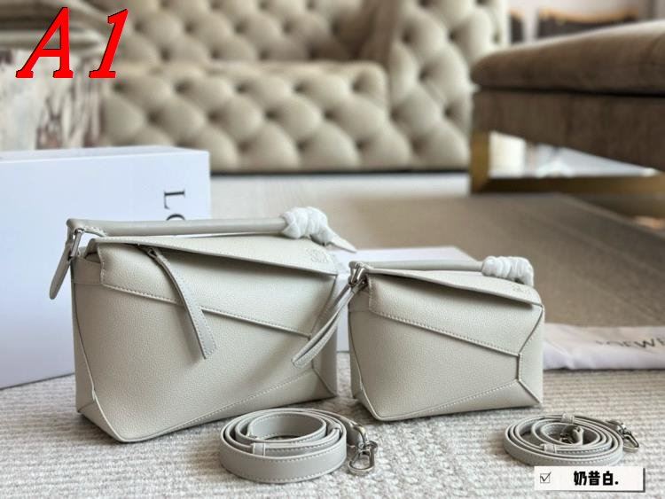 2025 シック ショルダーバッグ/ハンドバッグ LOEWE ロエベ 18CM/24CM