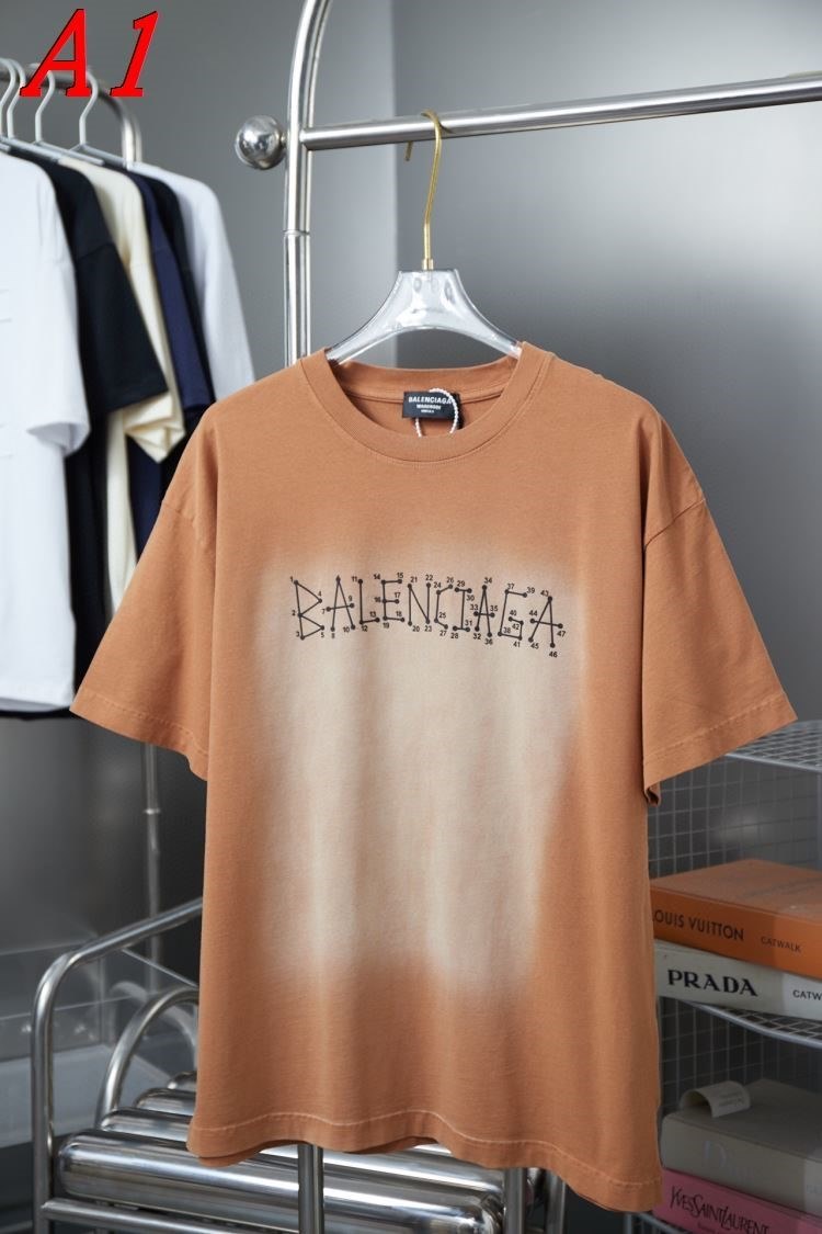 2025新作 BALENCIAGAバレンシアガ ラウンドネック 半袖Tシャツ エネルギッシュ