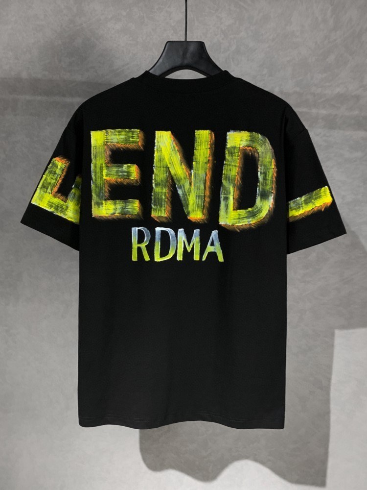 2025新作 FENDIフェンデイ クルーネック 半袖Tシャツ ルーズフィット