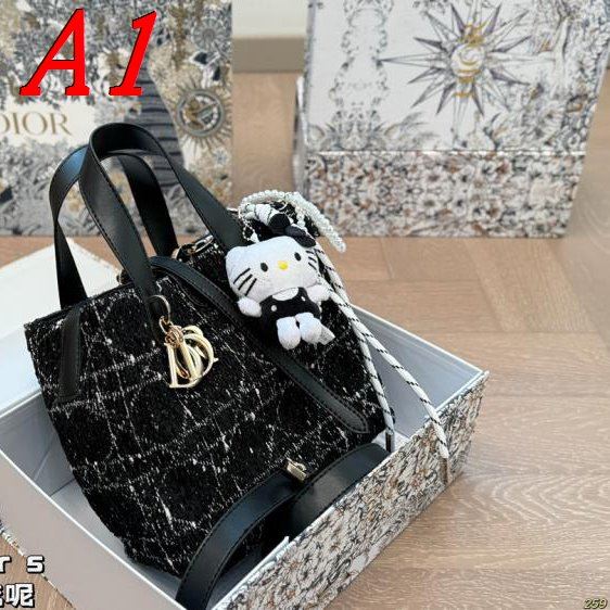 2025 洗練された ショルダーバッグ/ハンドバッグ DIOR ディオール 20CM