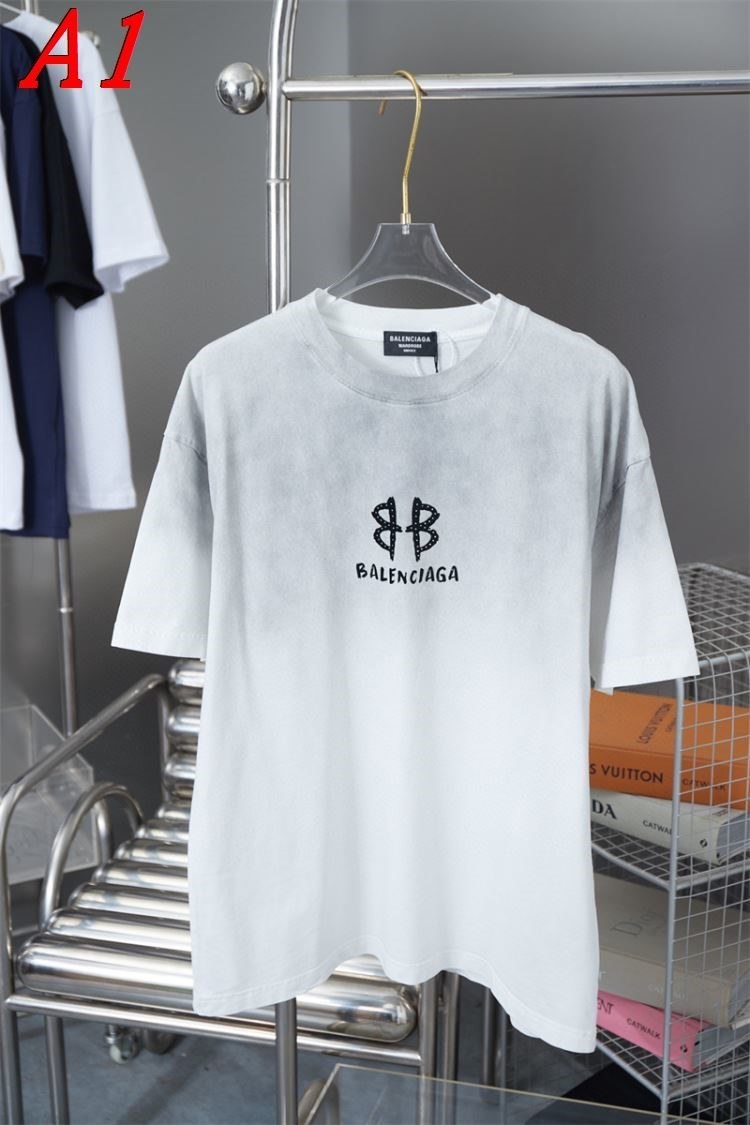 2025新作 BALENCIAGAバレンシアガ ラウンドネック 半袖Tシャツ コーディネート自在