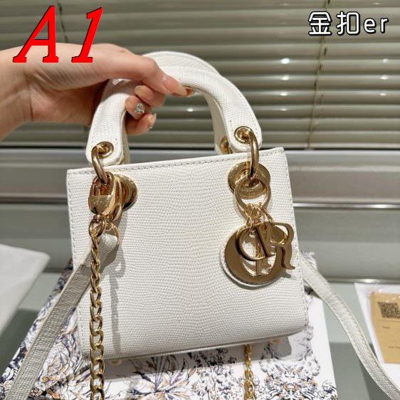 2025 完成度が高い ショルダーバッグ/ハンドバッグ DIOR ディオール 18CM