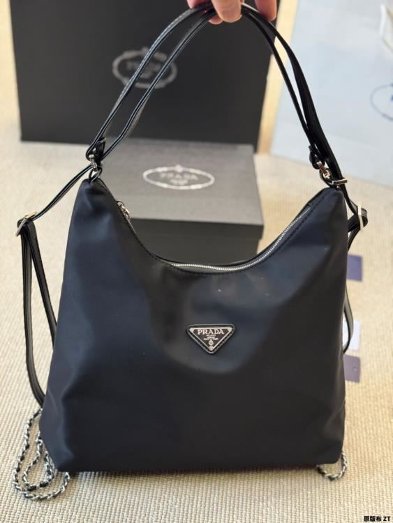 2025 大人っぽい ショルダーバッグ/ハンドバッグ PRADA プラダ 30CM