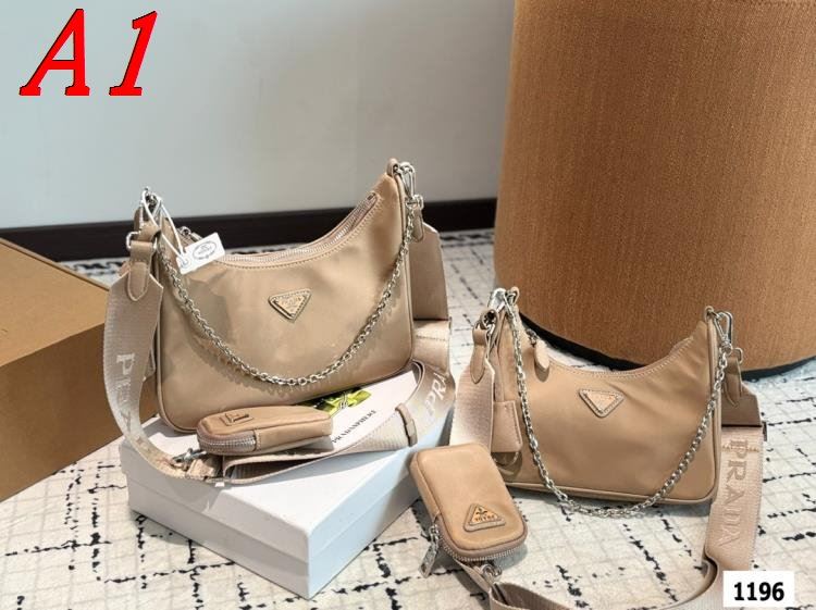 2025 特別感がある ショルダーバッグ/ショルダーバッグ PRADA プラダ 25CM