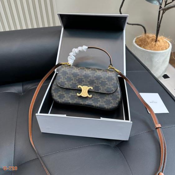 2025 ミニマル ハンドバッグ CELINE セリーヌ 22CM