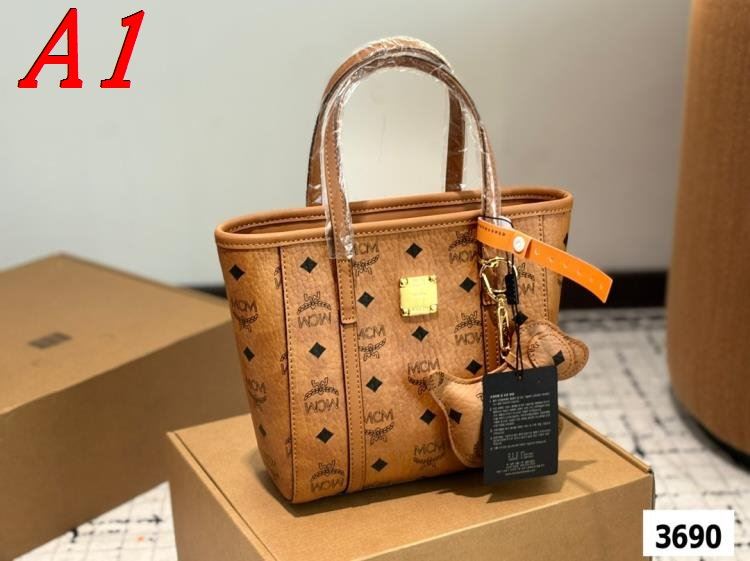 2025 機能的な ショルダーバッグ/ハンドバッグ MCM エムシーエム 20CM