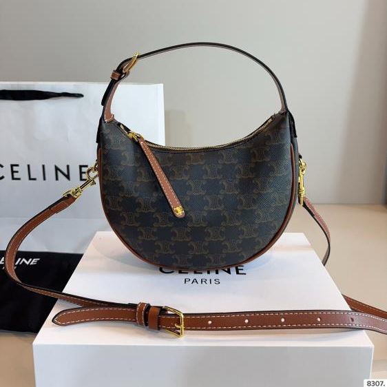 2025 マニッシュ わきの下包み CELINE セリーヌ 20CM