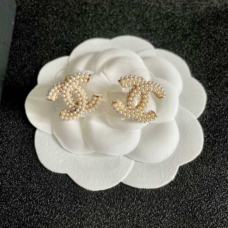 シャネル ピアス 2025SS トレンドに左右されない CHANEL