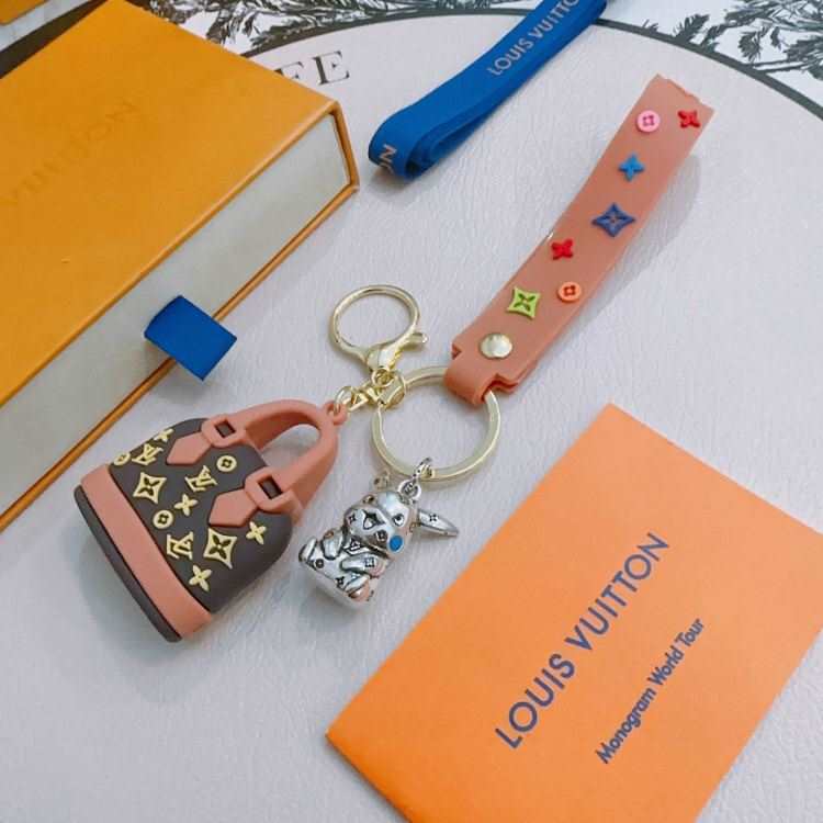 ルイヴィトン キーホルダー 2025SS シンプルイズベスト LOUIS VUITTON