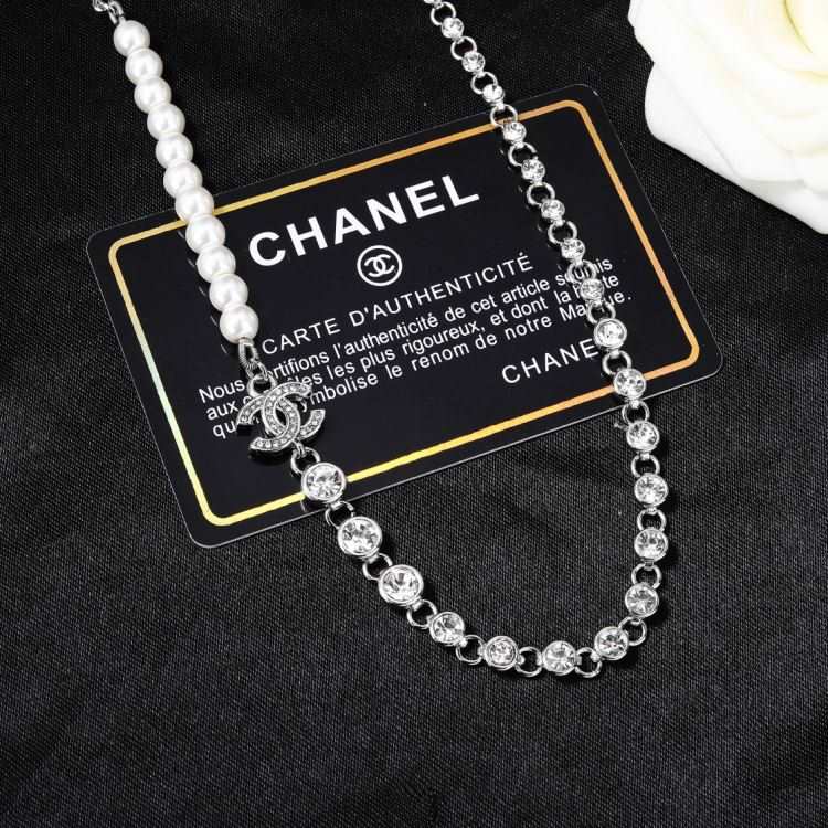 シャネル ネックレス 2025SS 時を経ても輝く CHANEL