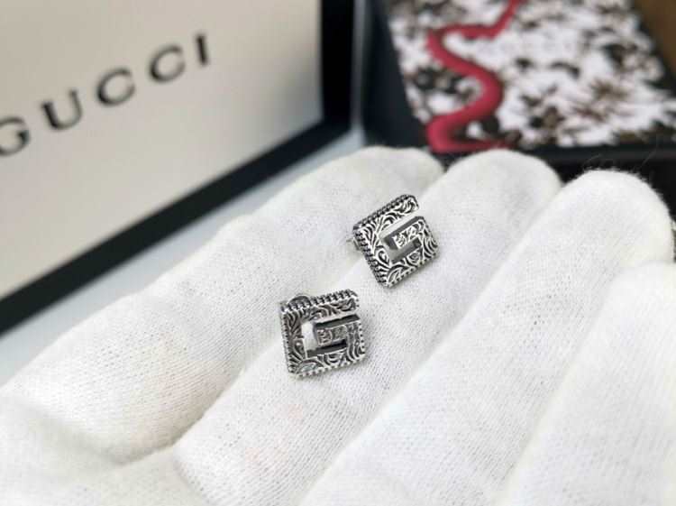 グッチ ピアス 2025SS 大人のベーシック GUCCI