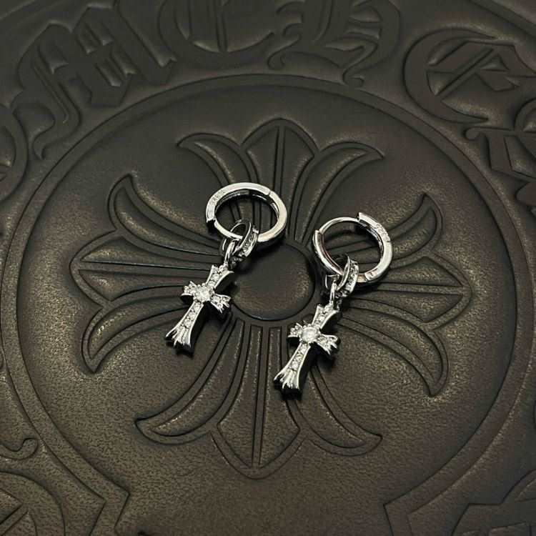 クロムハーツ ピアス 2025SS スタイリッシュな定番 CHROME HEARTS