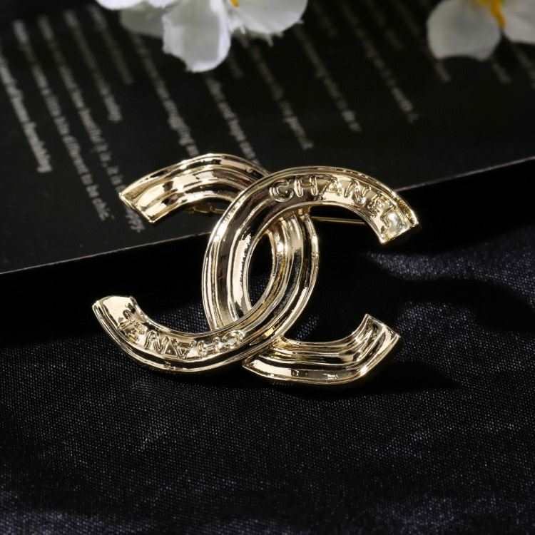 シャネル ブローチ 2025SS 普遍的な美しさ CHANEL