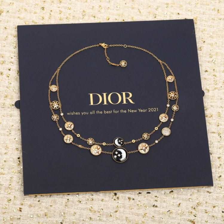 ディオール ネックレス 2025SS フォーマルにもカジュアルにも DIOR