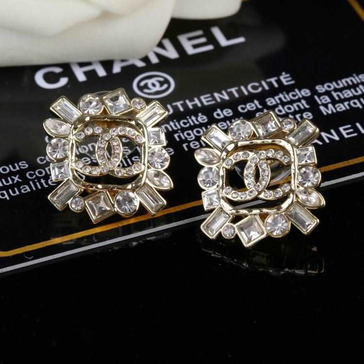 シャネル ピアス 2025SS 特別調達材料 CHANEL
