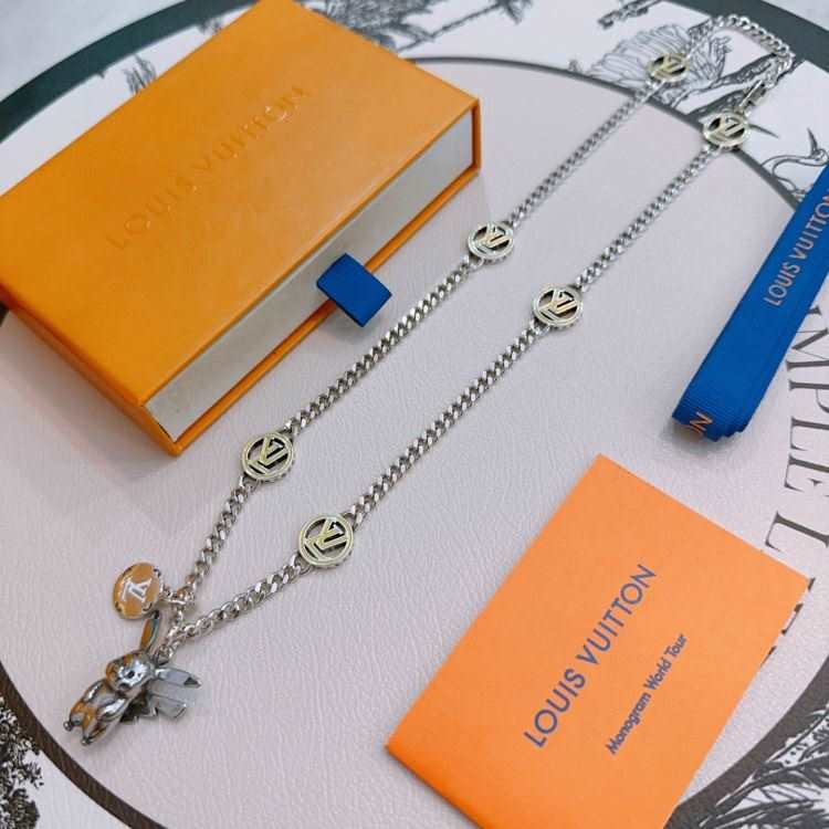 ルイヴィトン ネックレス 2025SS 時を経ても輝く LOUIS VUITTON