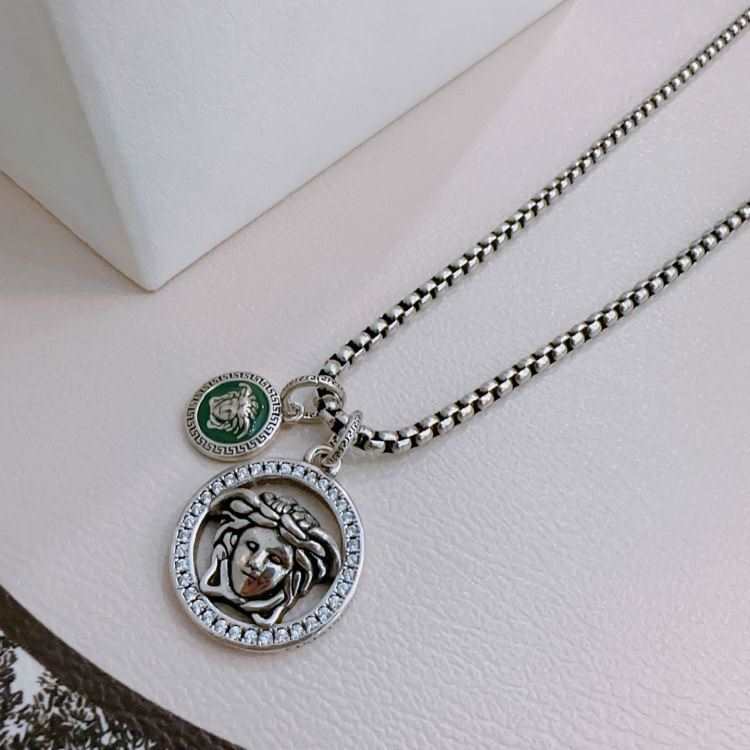 ヴェルサーチ ネックレス 2025SS プロテクトコート VERSACE