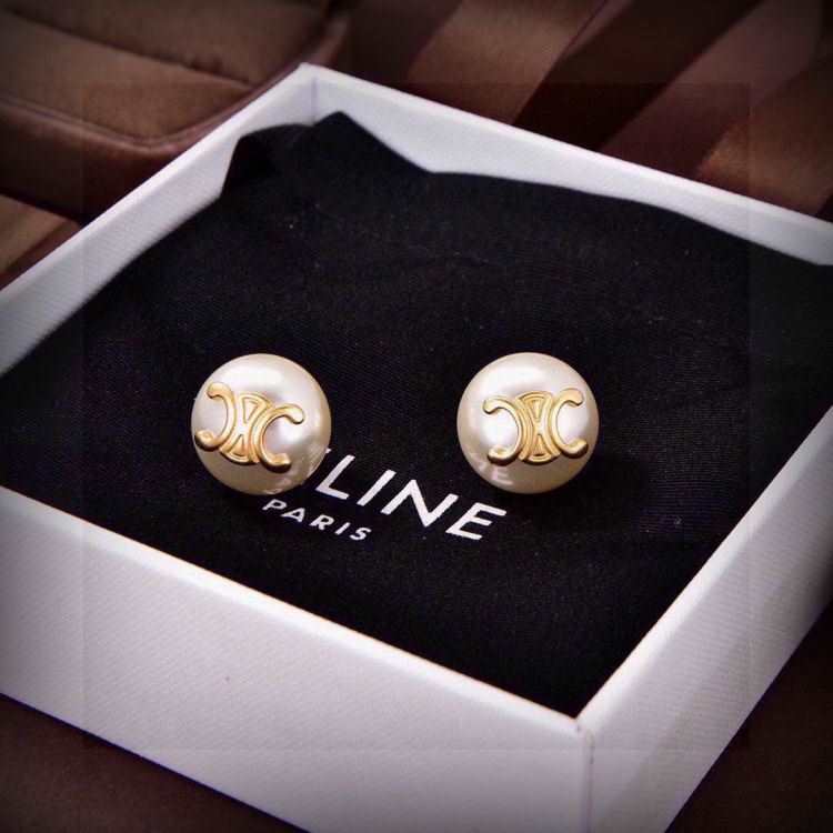 セリーヌ ピアス 2025SS こだわりの製法 CELINE