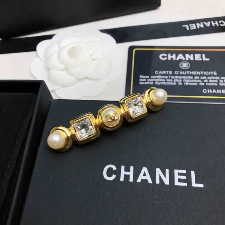 シャネル ヘアアクセサリー 2025SS コーデの要 CHANEL