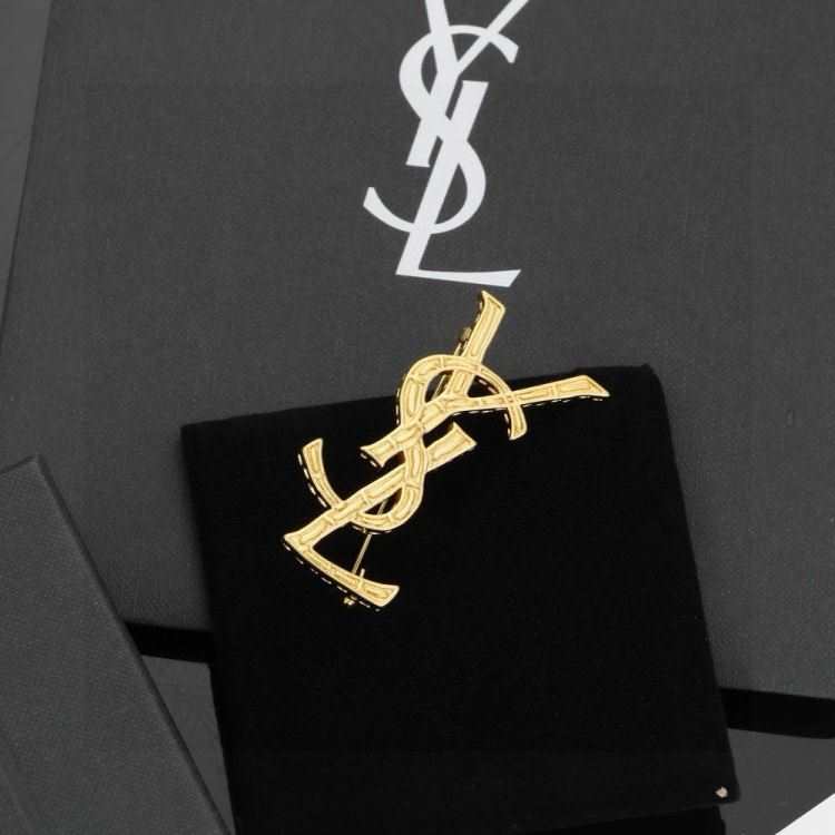 イヴ サンローラン ブローチ 2025SS 大人のベーシック YSL