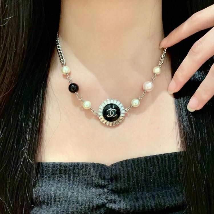シャネル ネックレス 2025SS フォーマルにもカジュアルにも CHANEL