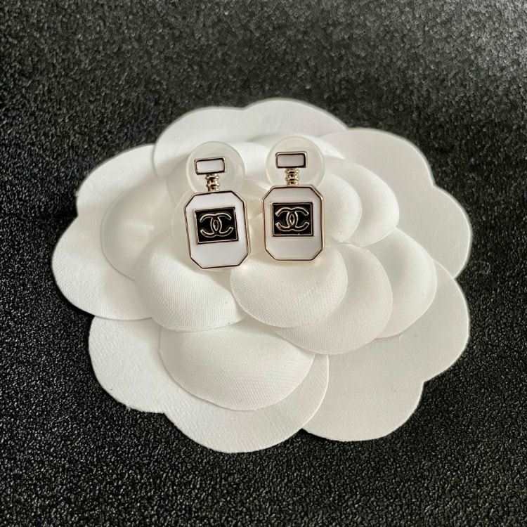 シャネル ピアス 2025SS モダンクラシック CHANEL