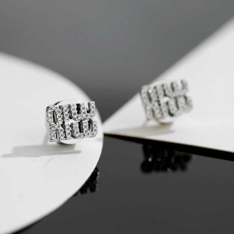 ミュウミュウ ピアス 2025SS テスト済み MIU MIU