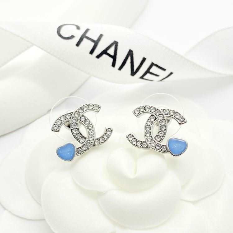 シャネル ピアス 2025SS 何年も使える CHANEL