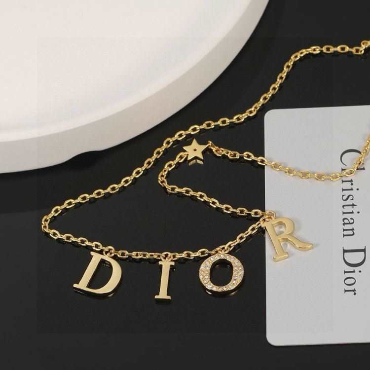 ディオール ネックレス 2025SS 時を経ても輝く DIOR