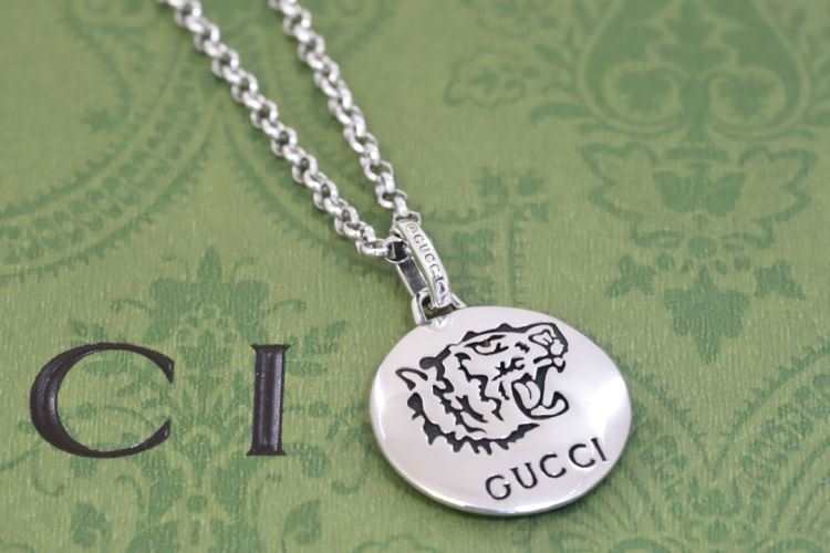 グッチ ネックレス 2025SS トレンドに左右されない GUCCI