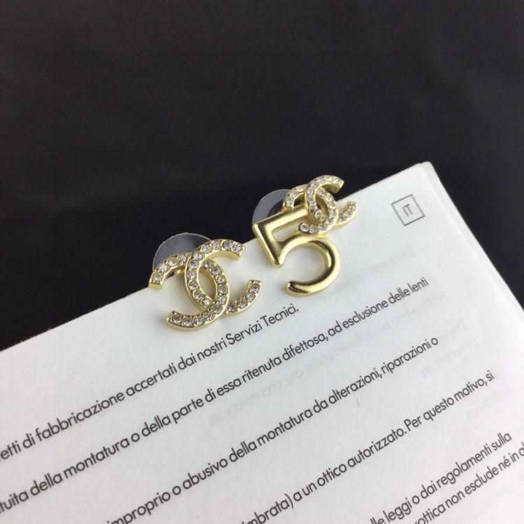 シャネル ピアス 2025SS 定番デザイン CHANEL
