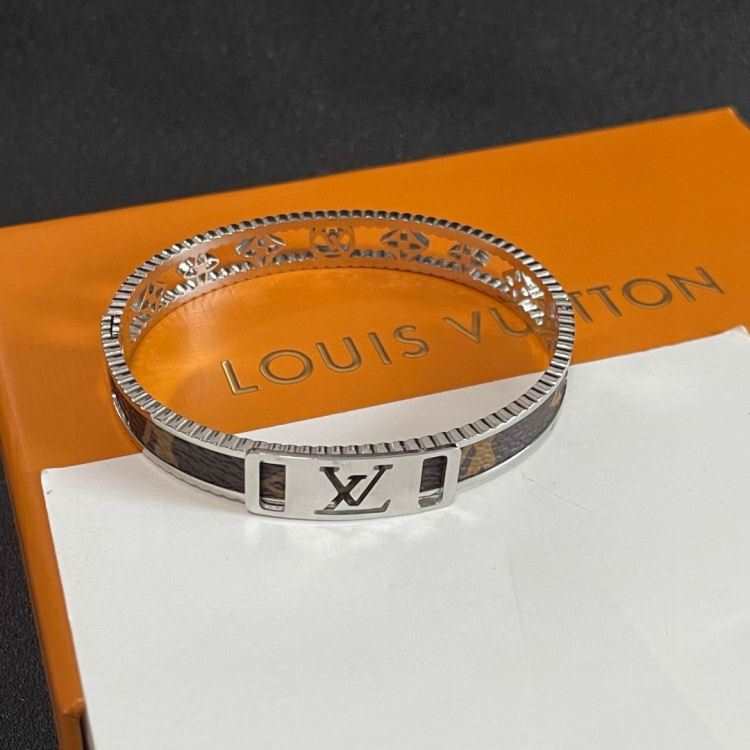 ルイヴィトン ブレスレット/バングル 2025SS 鮮やか持続 LOUIS VUITTON