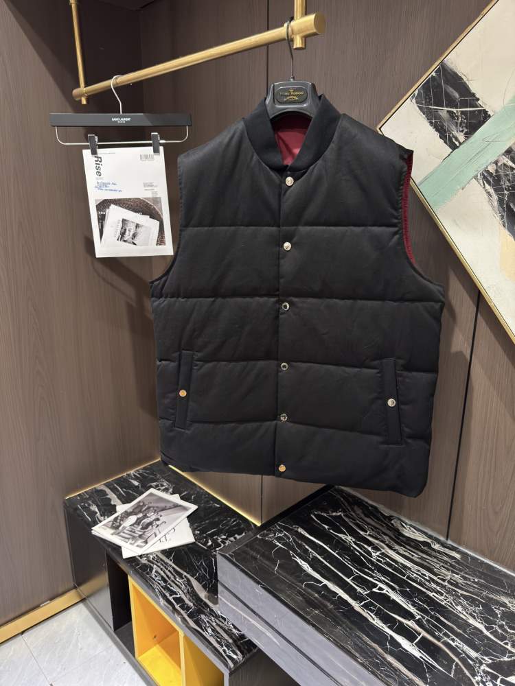 両面可用 ドルチェ＆ガッバーナ 冬の必須アイテム メンズ ダウンジャケット 薄着でも十分過ごせるこの冬絶対に重宝する一着