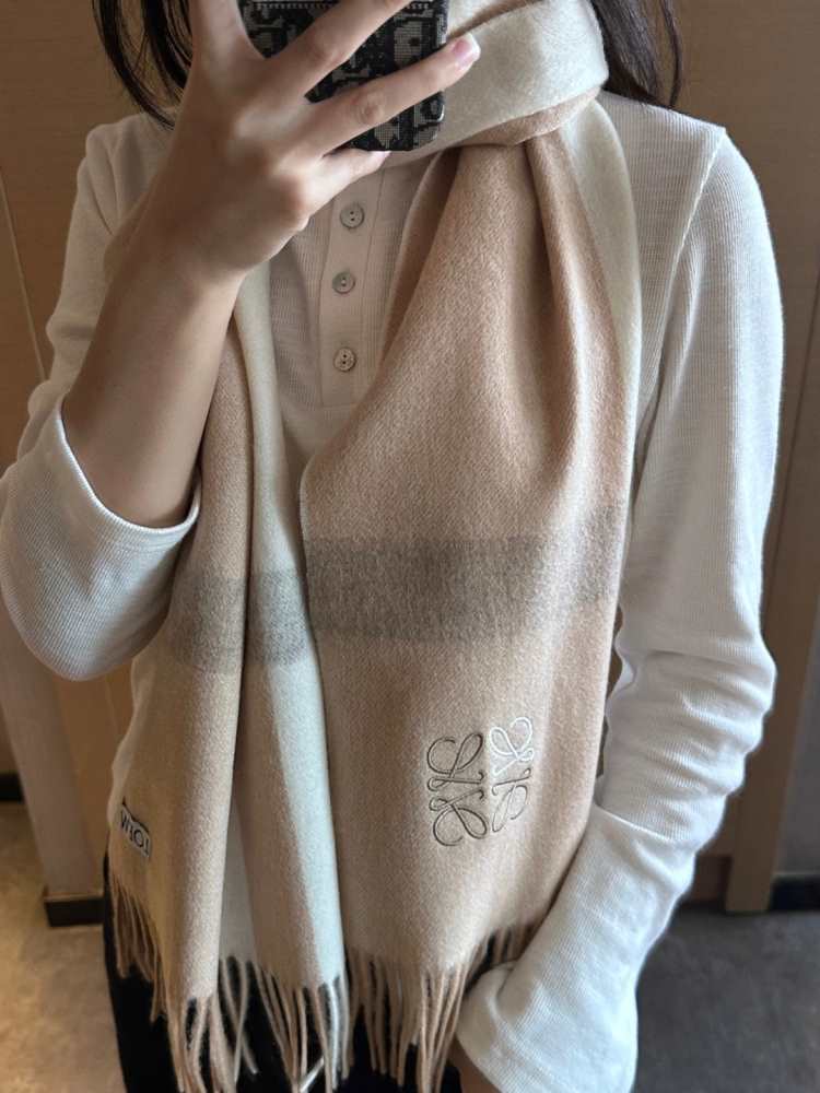 2025新品 ロエベ ショール トレンド 男女兼用
