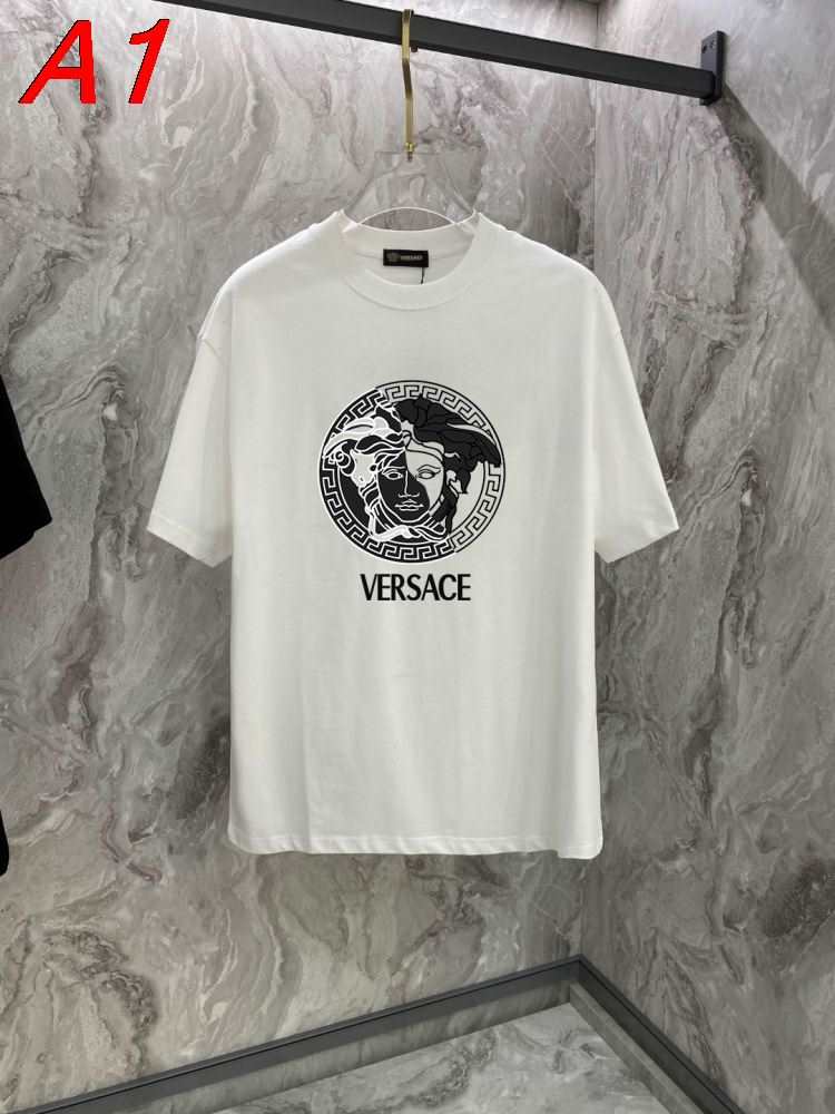 最新作 ヴェルサーチ 【マルチシーズン】 デイリーユースTシャツ 着回し自在