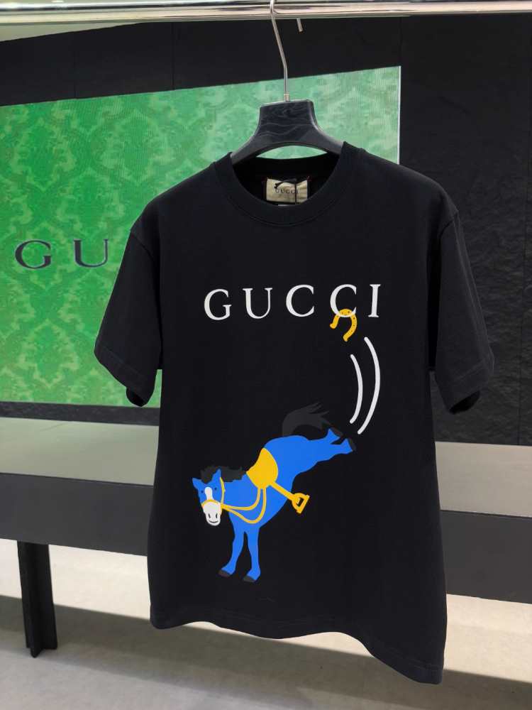 今季新作 グッチ 【ストリート系】 トレンドトップTシャツ クール&カジュアル 着回し自在