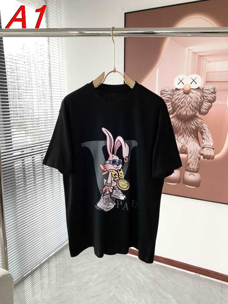 ヴェルサーチ 【コスパ良】 ベーシックTシャツ マルチシーズン 着回し自在