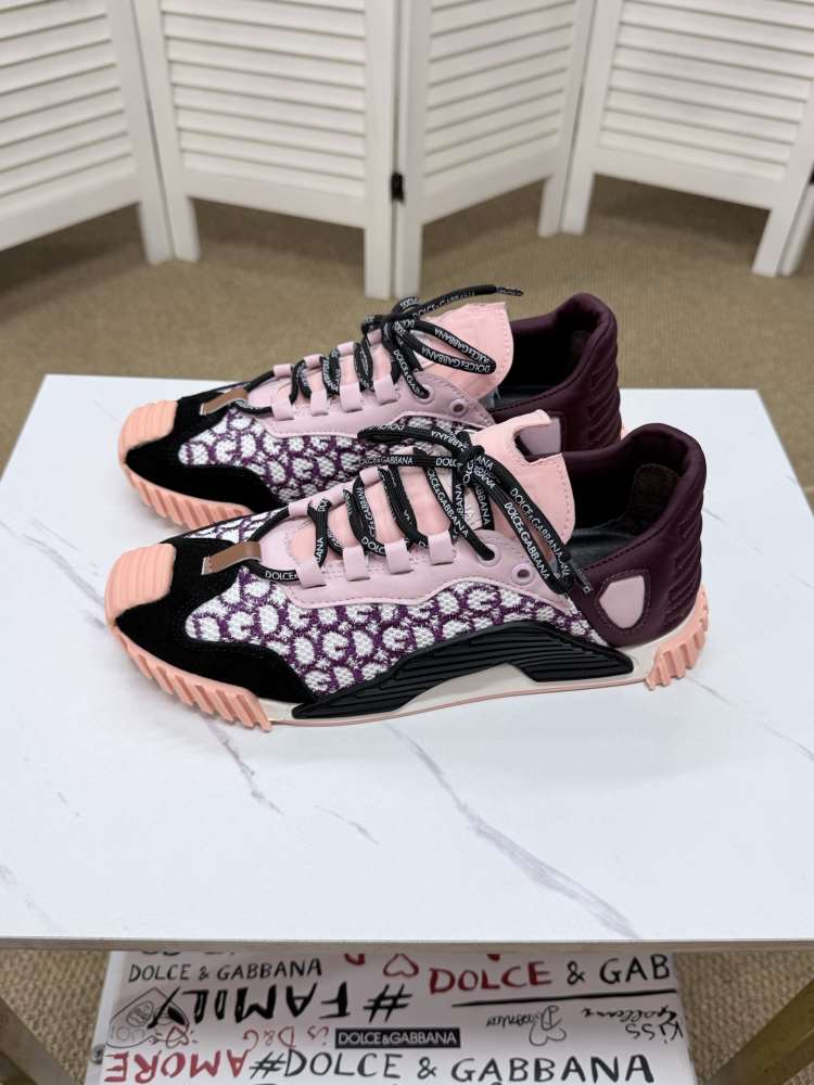 【Dolce & Gabbana】スニーカー モノグラム柄×スエード DG柄 パープル×ピンク×ホワイト カジュアル