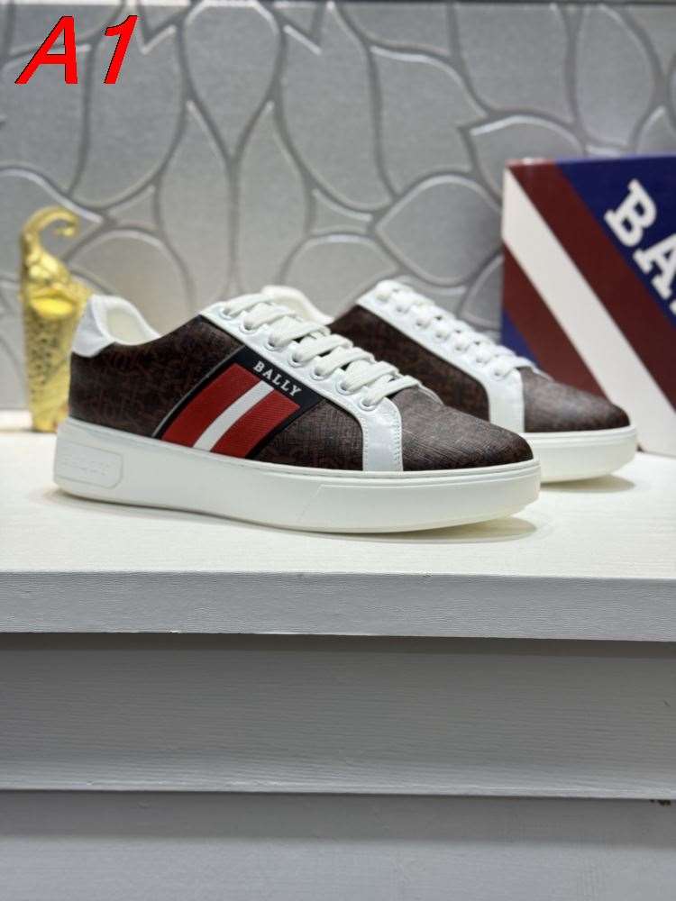 2026入荷しました【Burberry】ローカットスニーカー キャンバス×レザー モノグラム×ストライプ BROWN×WHITE パーティー
