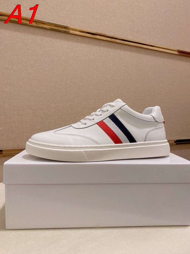 2026新作登場！【Thom Browne】スニーカー レザー 4バーストライプ  White×トリコロール カジュアル